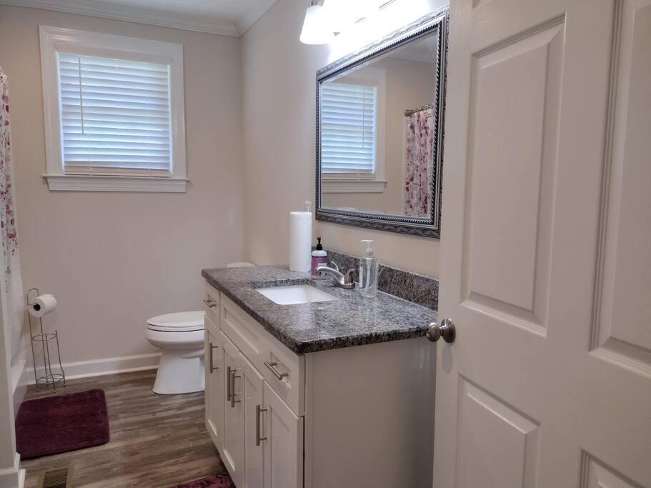 Backwoods Family Getaway! 3 Bedroom House! Yanceyville Esterno foto