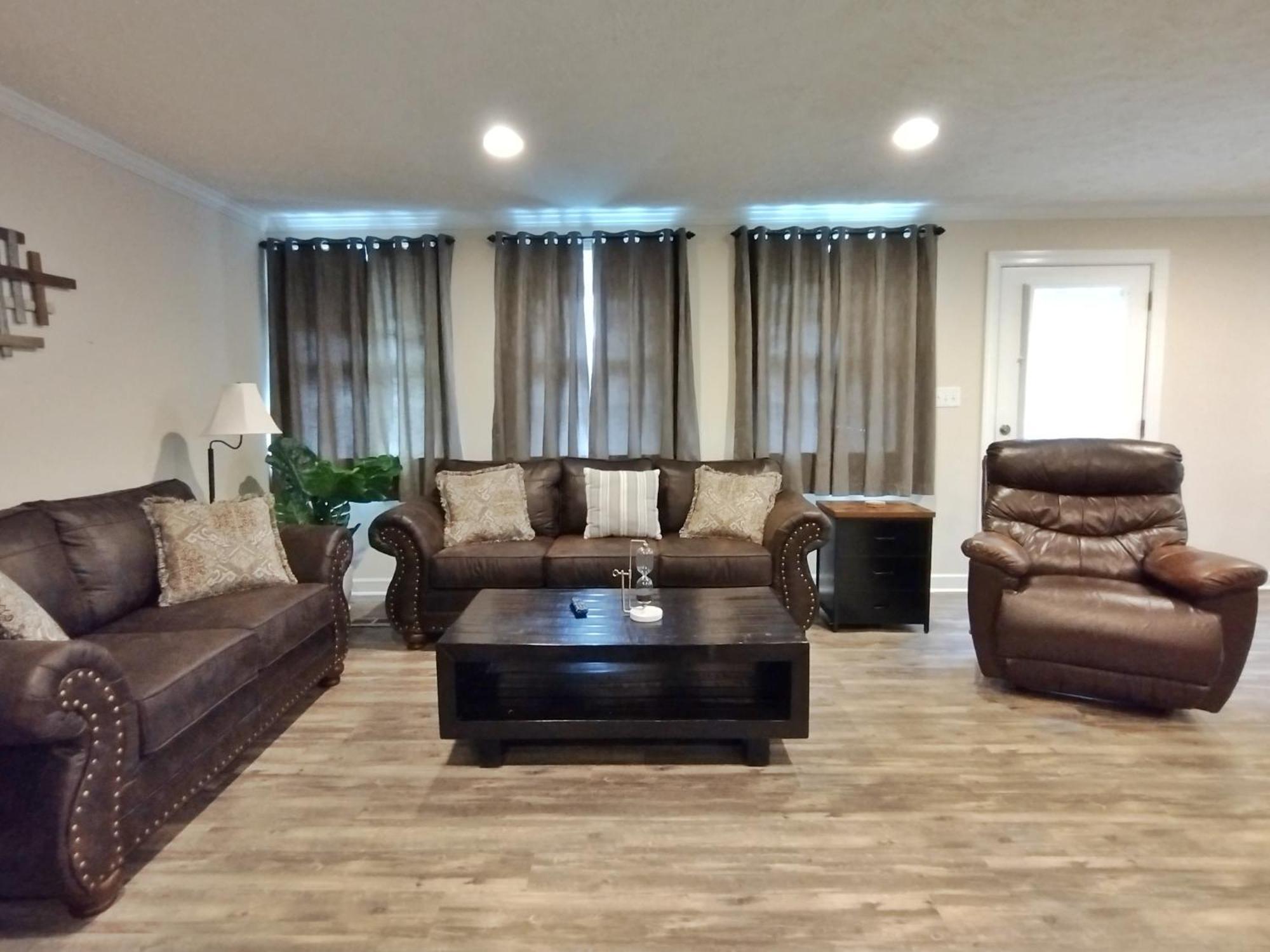 Backwoods Family Getaway! 3 Bedroom House! Yanceyville Esterno foto